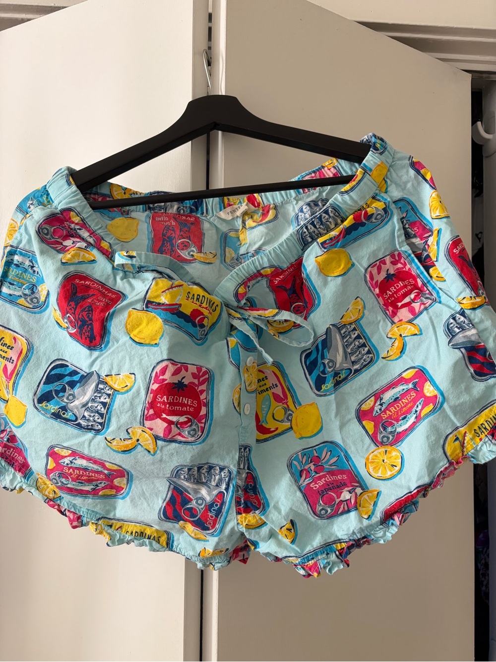 Printfresh “Retro Sardines” Ruffle Pajama Shorts sz L